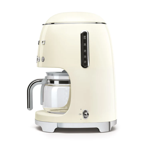 Cafetieră DCF02CREU, Smeg